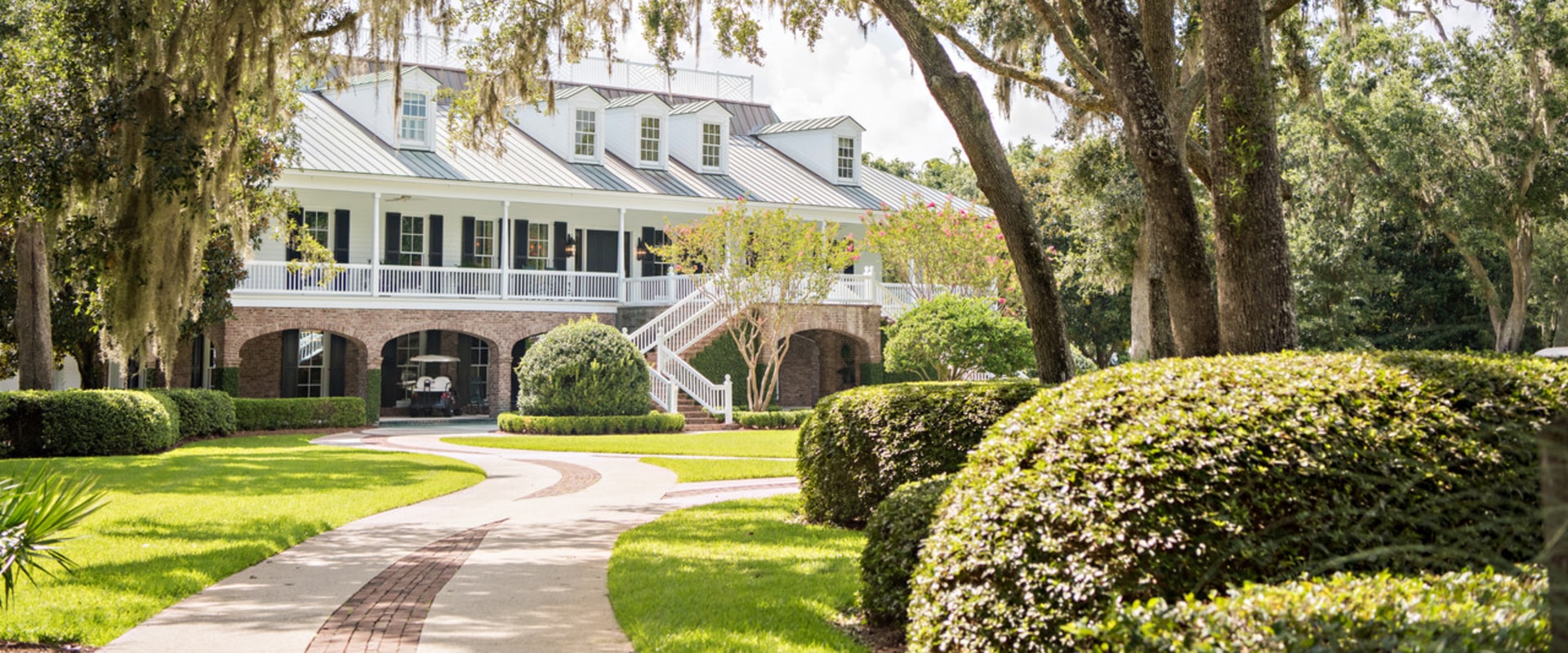 Exploring the Rich History and Famous Residents of St. Simons Island